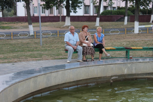 Kirovsk aktivny otdyh u fontana