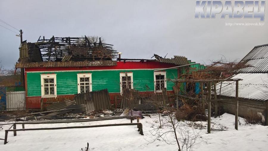 В деревне Костричи Кировского района произошел пожар