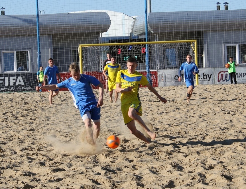 20-21 мая в Кировске состоится 2 тур Чемпионата Республики Беларусь по пляжному футболу. (Расписание матчей!)