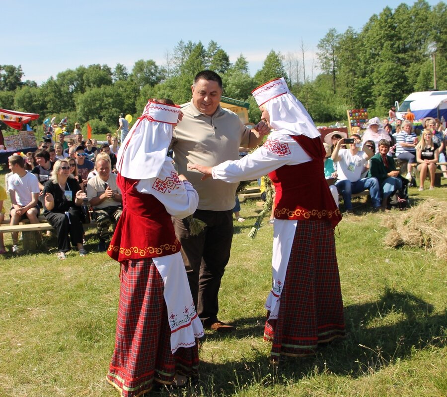 Сено-15