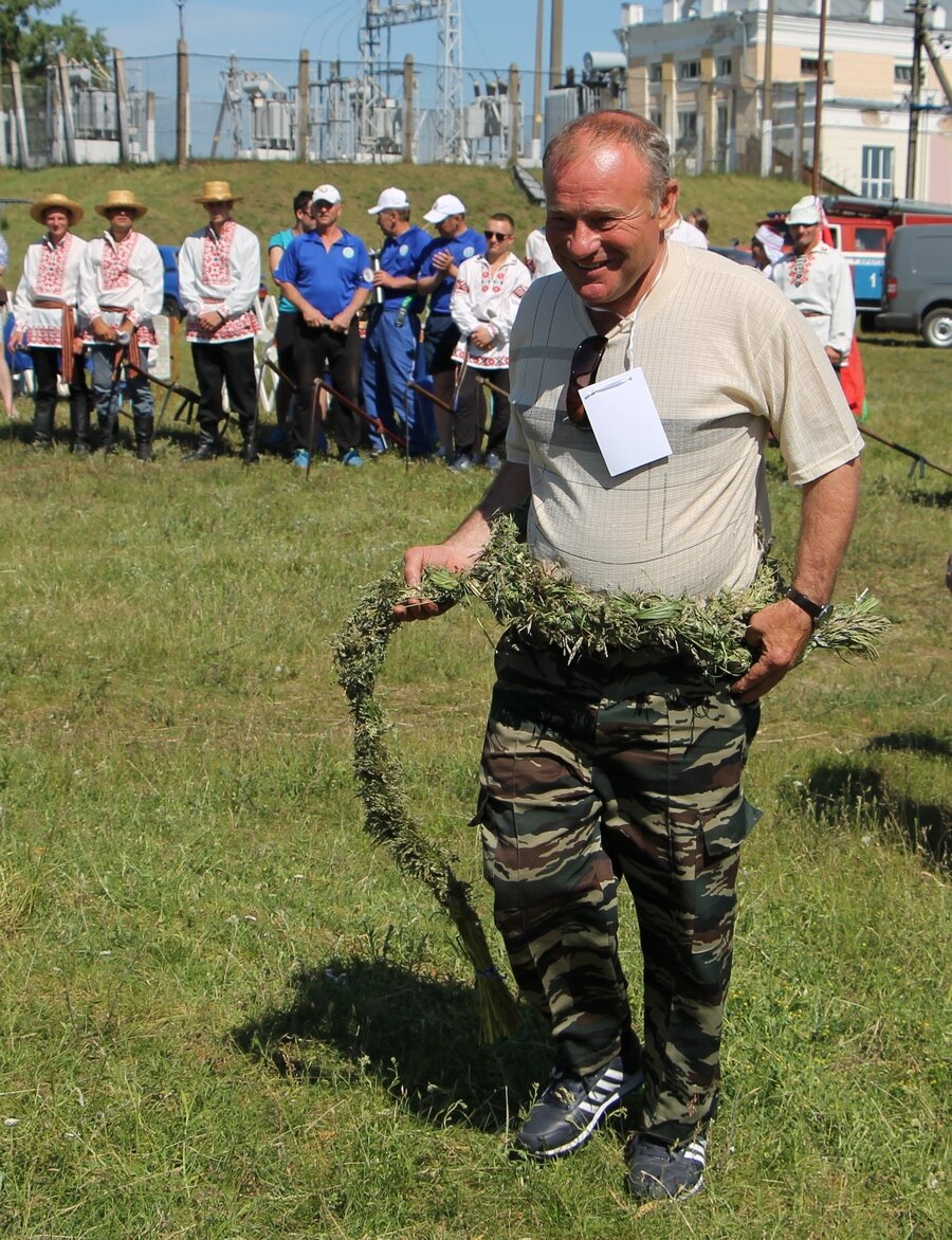 Сено-16
