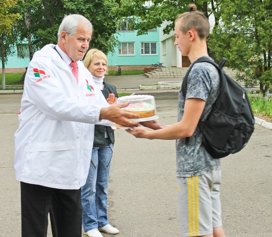 Футбол ИДН-4