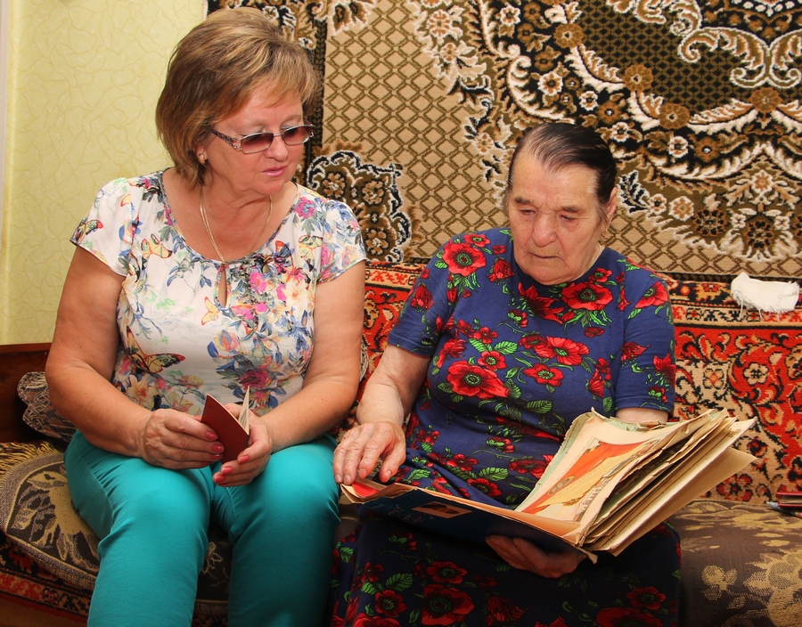 Пенсионерка из Кировска внесла свои сбережения на благоустройство мемориала памяти в Куропатах
