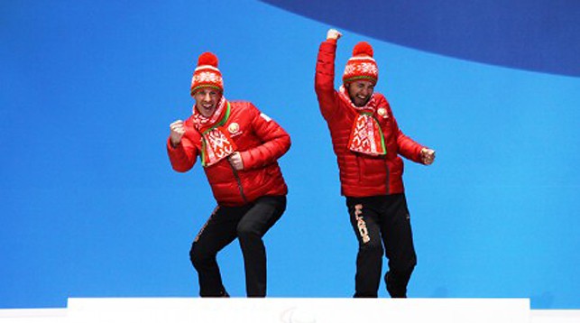Паралимпийскому чемпиону белорусу Юрию Голубу вручена в Пхенчхане золотая медаль
