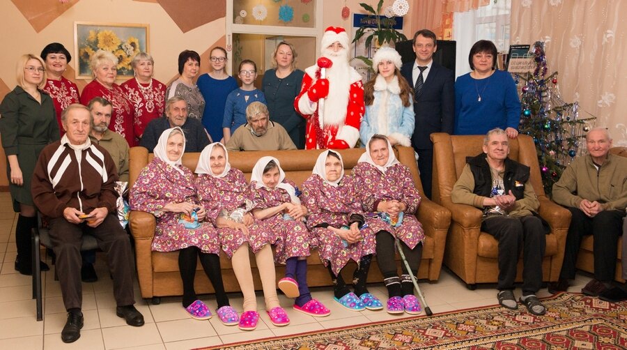 Шчырая сустрэча ў аддзяленні кругласутачнага знаходжання для пажылых грамадзян і інвалідаў у Хвайніцы