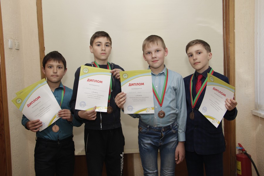Юныя шашысты з Кіраўшчыны ўвайшлі ў тройку прызёраў