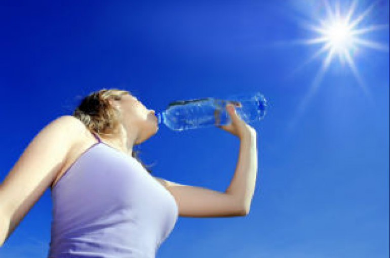 Лето – без проблем: как сохранить здоровье в жару