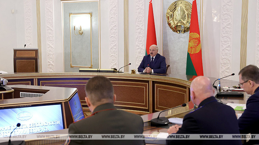 Александр Лукашенко подробно раскрыл суть принятого 9 мая декрета