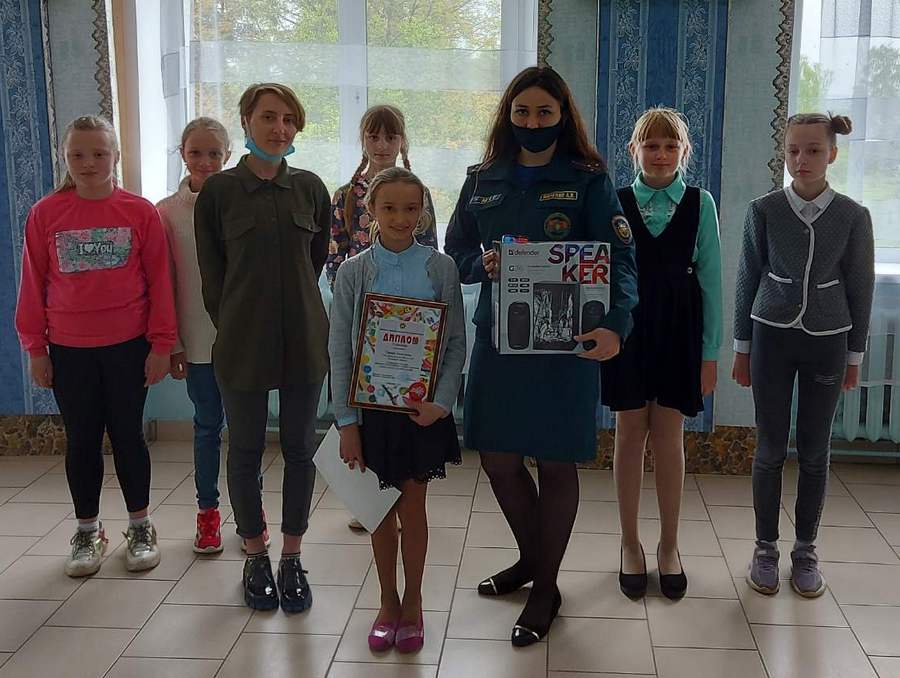 Учащаяся Любоничского УПК ДС-СШ победила в областном конкурсе “Спасатели глазами детей”