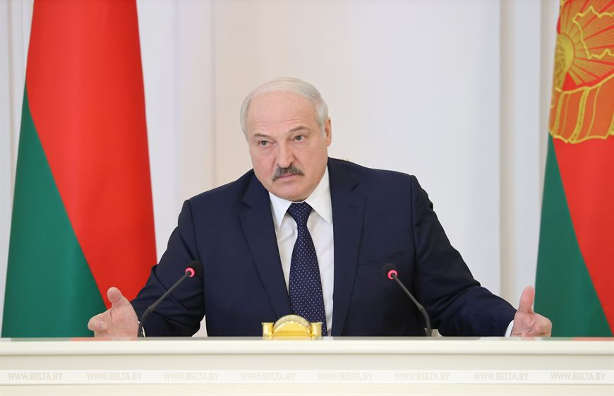 “Экономика – наиважнейший вопрос” – Александр Лукашенко раскрыл подробности переговоров с Владимиром Путиным в Сочи