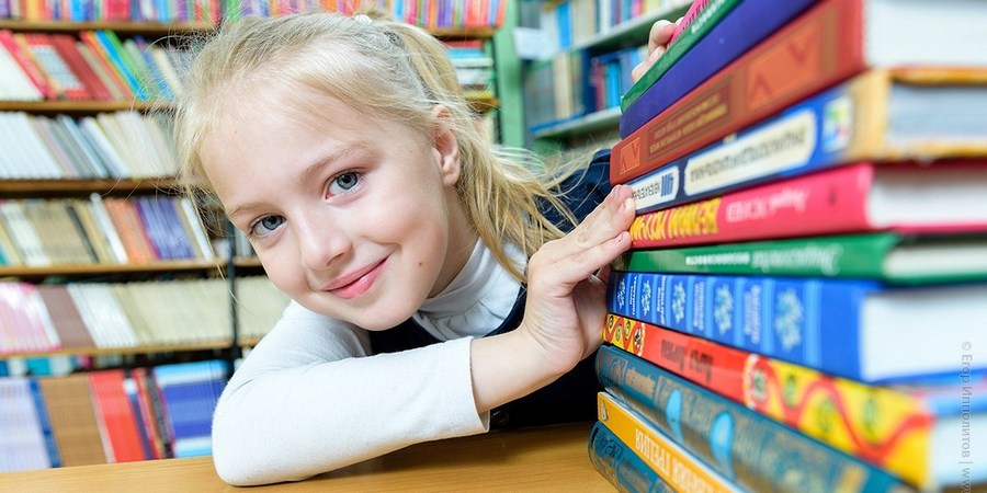 Павловичская сельская библиотека помогает сделать летние каникулы школьников интересными и насыщенными