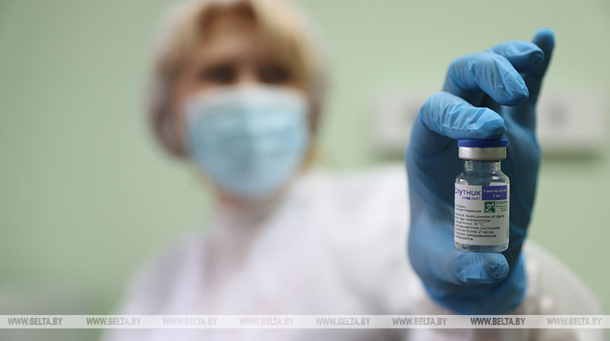 Первую дозу вакцины от COVID-19 получили более 30% населения Беларуси