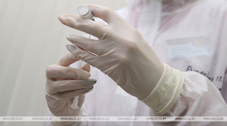 Минздрав: темпы вакцинации против COVID-19 в Беларуси в декабре выросли в 2 раза