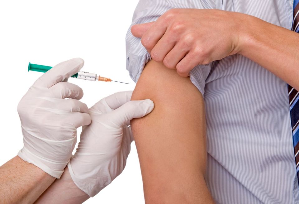 На Кировщине продолжается вакцинация детского населения против коронавирусной инфекции