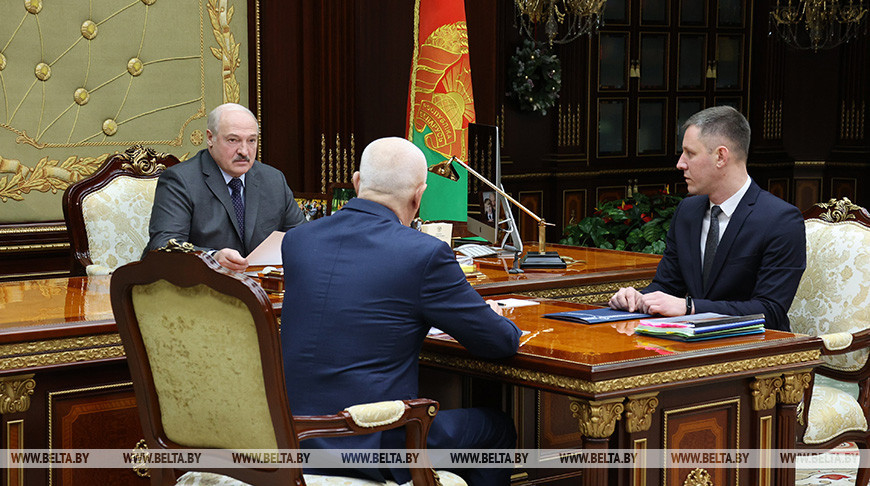 Александр Лукашенко о жилье с господдержкой: абсолютный приоритет – многодетные семьи и люди в погонах