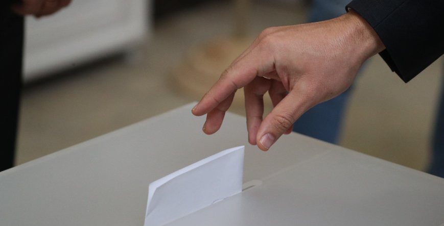 Болеющие жители Кировщины смогут принять участие в референдуме