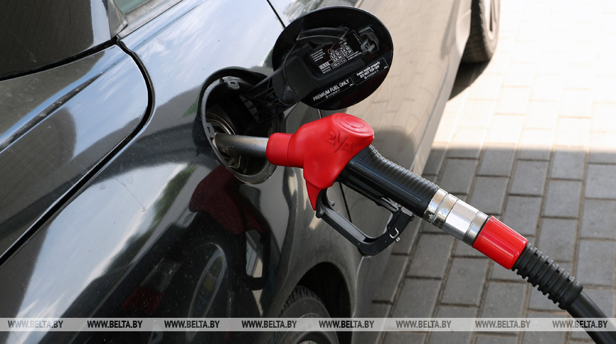 “Белнефтехим”: в Беларуси не будет резкого повышения цен на топливо