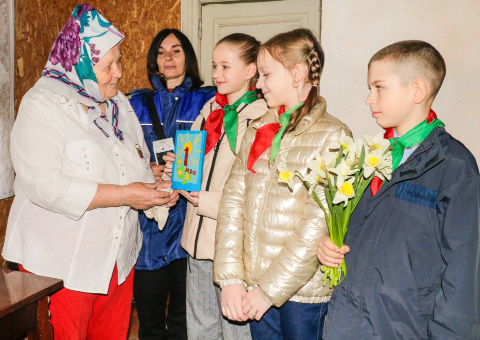 Ветерану Великой Отечественной войны Галине Бураковой доставлена на дом материальная помощь ко Дню Победы