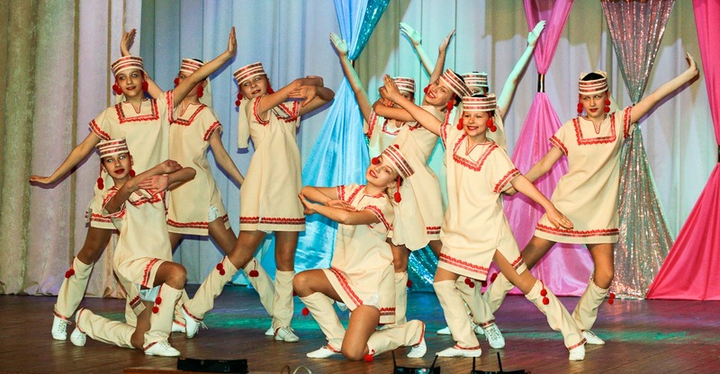 В Кировске прошел районный фестиваль танцевальных коллективов “В ритме танца”