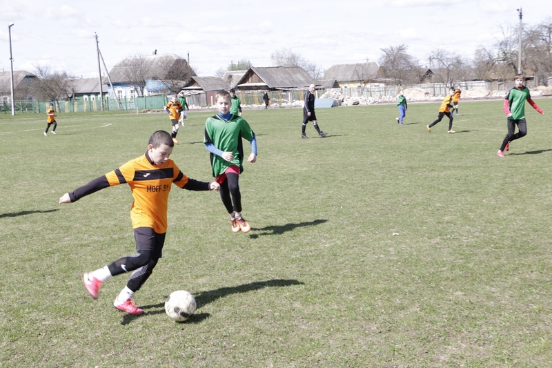 В Кировске проходит зональный футбольный турнир среди юношей