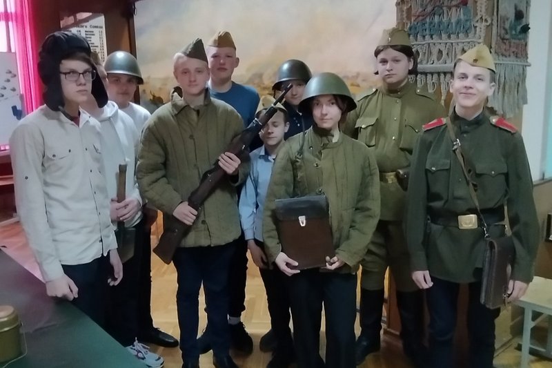 Учащиеся СШ №1 посетили музей боевой славы 5-й гвардейской танковой армии