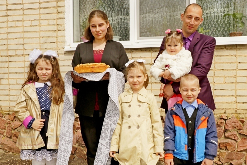В агрогородке Мышковичи Кировского района состоялось торжественное открытие дома приемной семьи