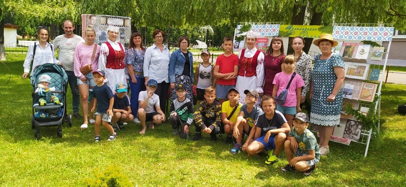 У гарадскім парку Кіраўска прайшла літаратурна-музычная гасцёўня «Запрашаем да Купалы»