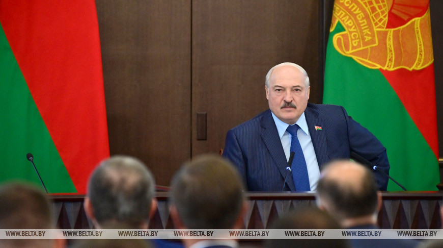 Александр Лукашенко: по итогам года Беларусь может сработать не хуже предыдущего