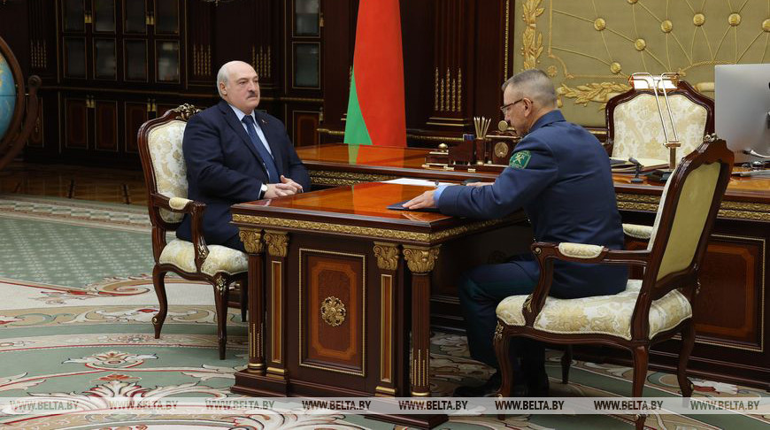 От противодействия санкциям до наполнения бюджета. Александр Лукашенко принял с докладом главу ГТК
