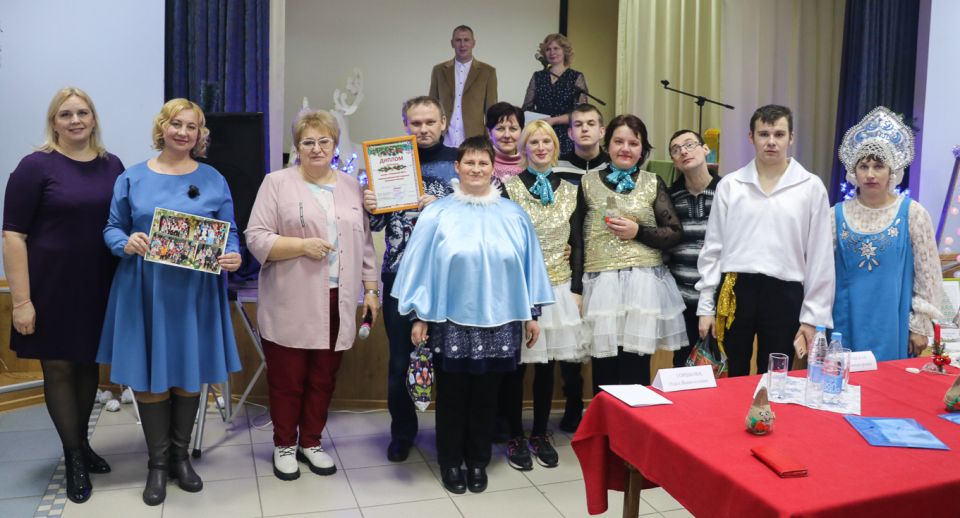 На Кировщине прошел фестиваль «Рождественские встречи друзей»