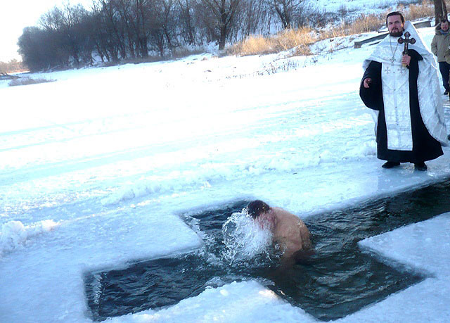 Чем опасны крещенские купания? – разъясняют медики Кировской ЦРБ