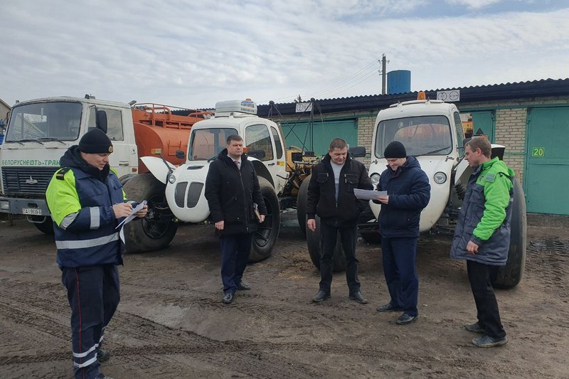Рабочая группа Кировского РОВД проводит мониторинг подготовки к посевной кампании