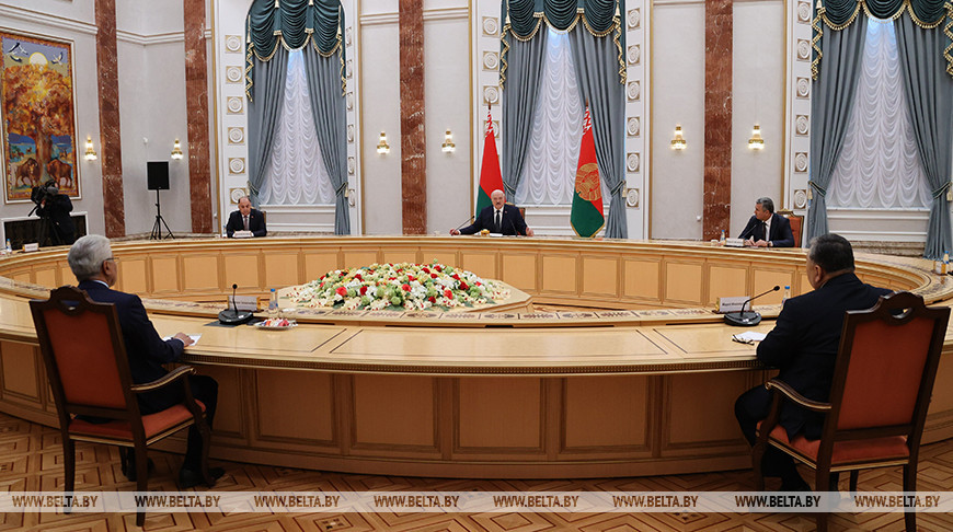 Лукашенко предложил выработать концепцию стратегии коллективной безопасности ОДКБ до 2035 года