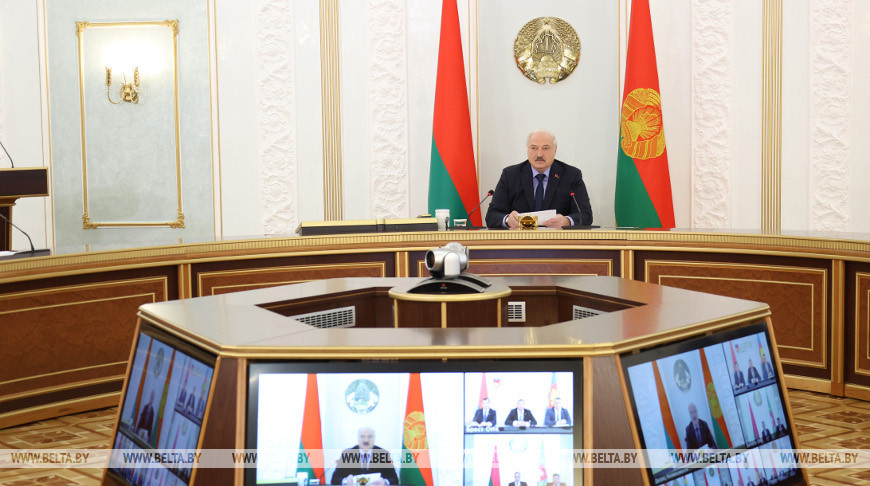 Лукашенко: страда – это наш продовольственный фронт, а на войне побеждает тот, кто лучше подготовлен