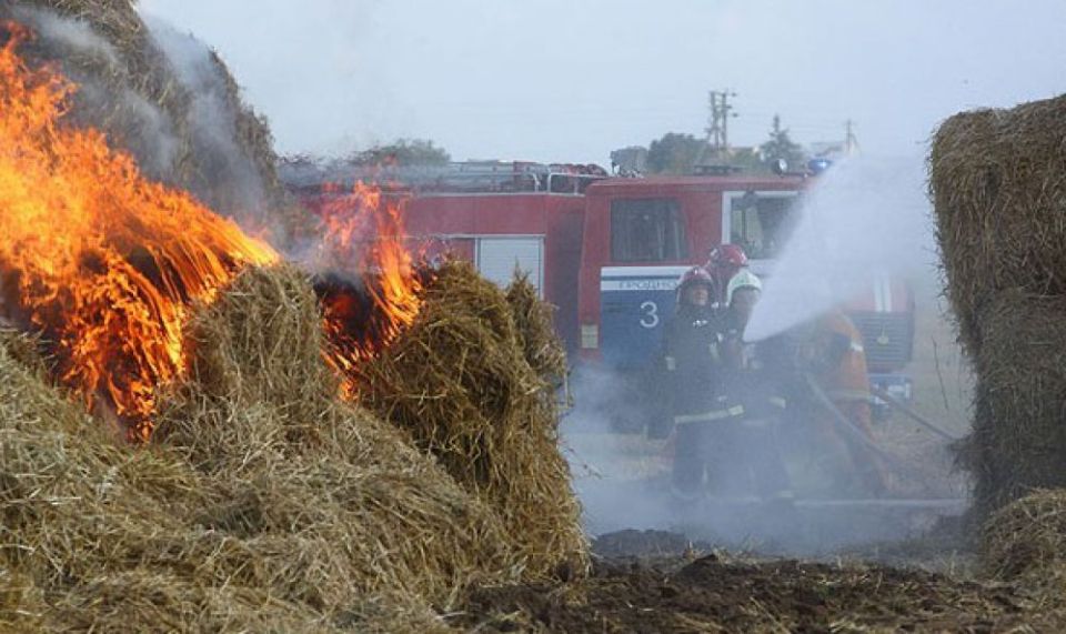 Не допустить пожаров в местах уборки, переработки и хранения урожая! – Кировский РОЧС