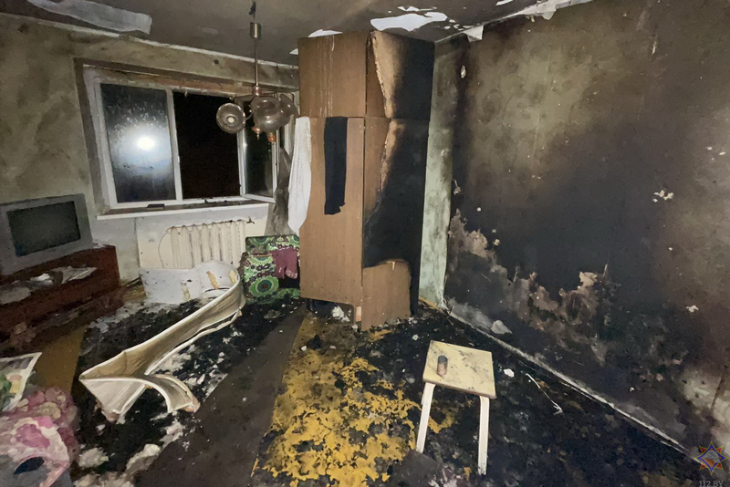 Курение в постели привело к пожару квартиры в Кировске