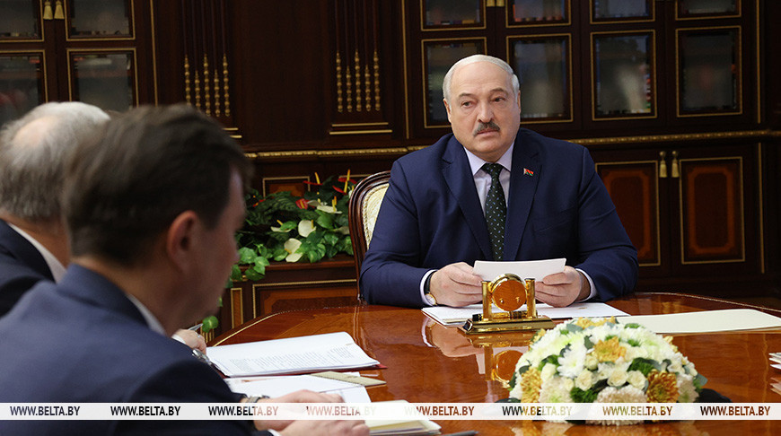 “Результат ошеломляющий”. Лукашенко прокомментировал победу Путина на выборах в России