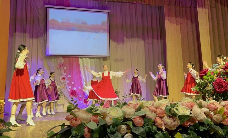 В канун прекрасного праздника – Дня женщин – в районном Доме культуры состоялся праздничный концерт