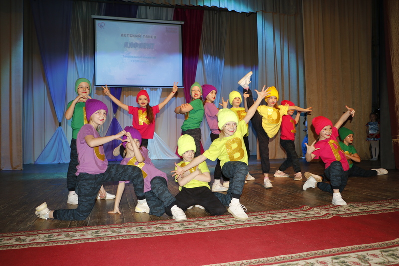 В районном Центре культуры и досуга состоялся III открытый региональный фестиваль хореографических коллективов «В ритме танца»