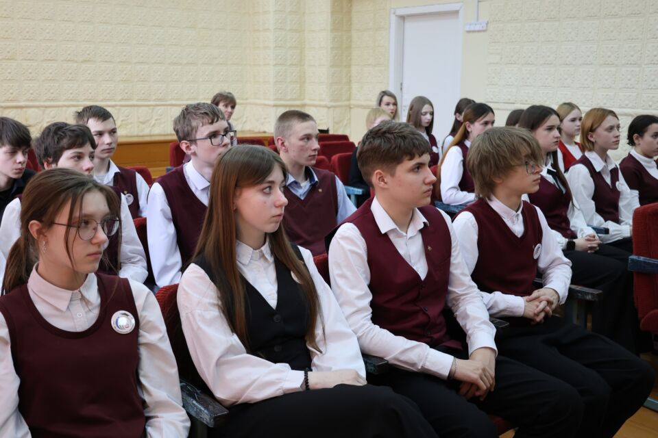 В Мышковичской средней школе прошла диалоговая площадка «Здоровье граждан — залог успешного будущего страны»