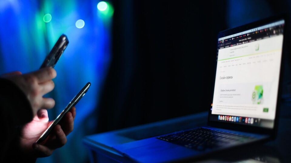 Фейковые чаты и уроки-ловушки