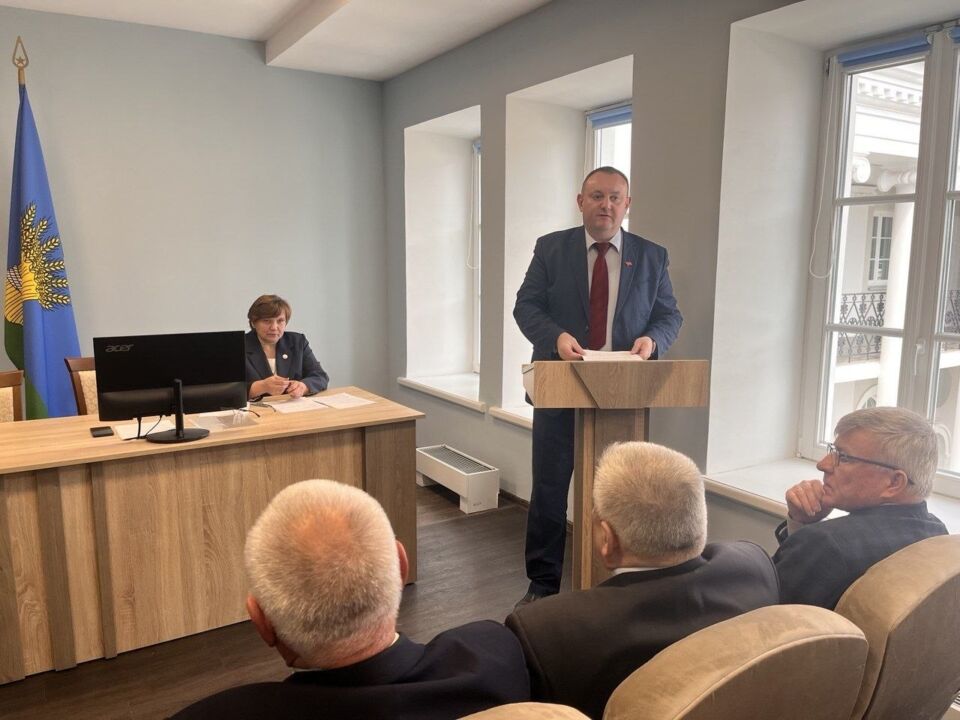 В Жиличском дворцово-парковом ансамбле проходит II (апрельский) Пленум Могилевского областного комитета КПБ