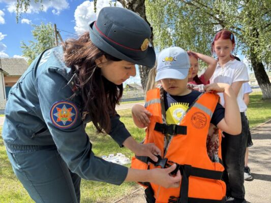 Каникулы со спасателями в Кировском районе