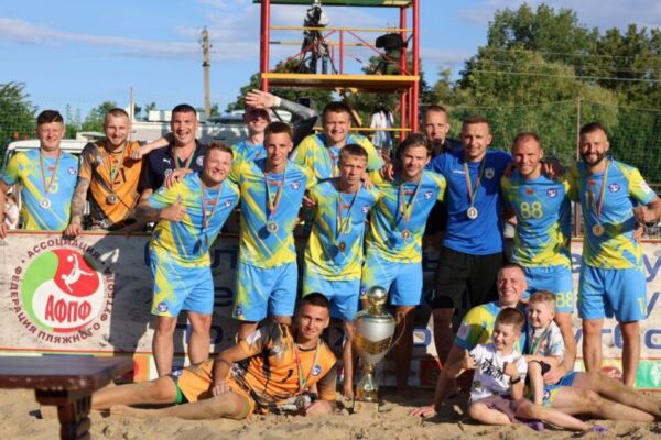 В Кировске состоялся розыгрыш XIII суперкубка Республики Беларусь по пляжному футболу 2026 среди мужских команд
