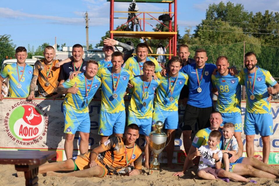 В Кировске состоялся розыгрыш XIII суперкубка Республики Беларусь по пляжному футболу 2026 среди мужских команд