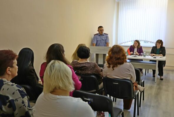 Помощь жертвам домашнего насилия