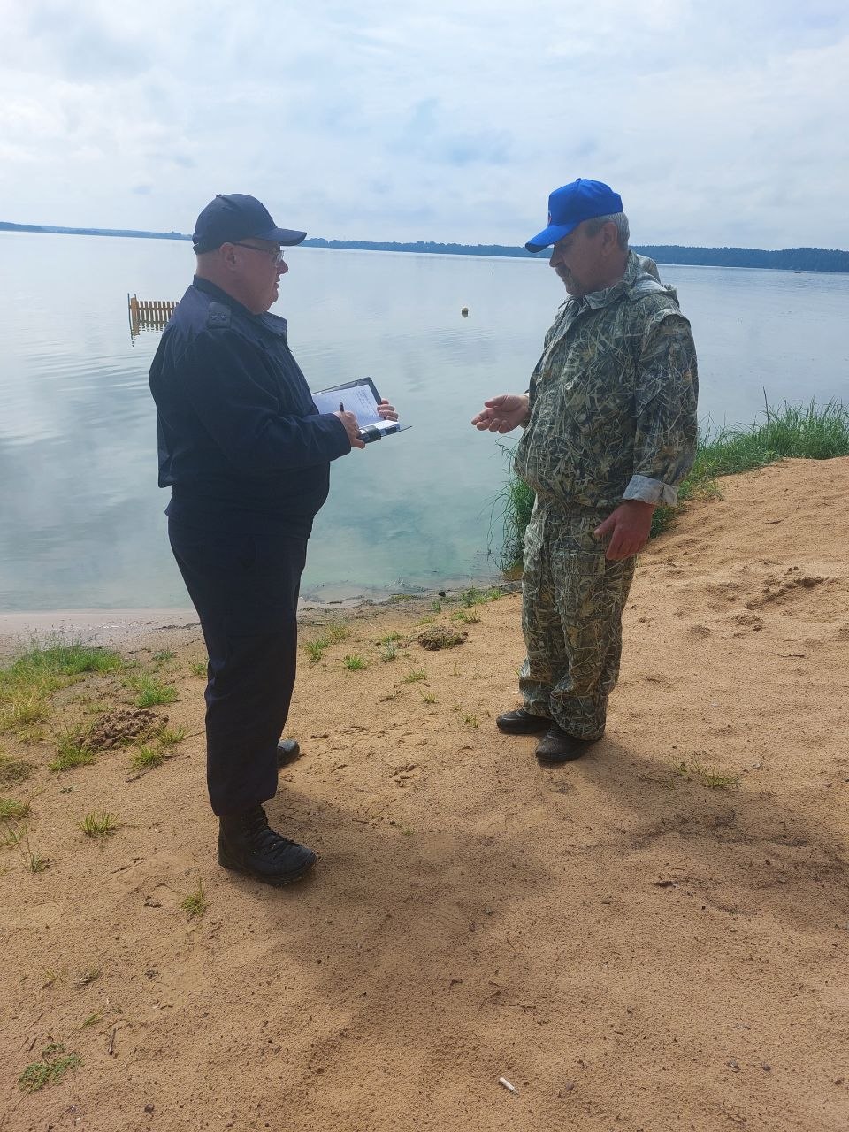 ПРОКУРАТУРА КИРОВСКОГО РАЙОНА ПРОВЕЛА ПРОВЕРКИ НА ВОДНЫХ ОБЪЕКТАХ И МЕСТАХ МАССОВОГО ОТДЫХА, РАСПОЛОЖЕННЫХ У ВОДЫ