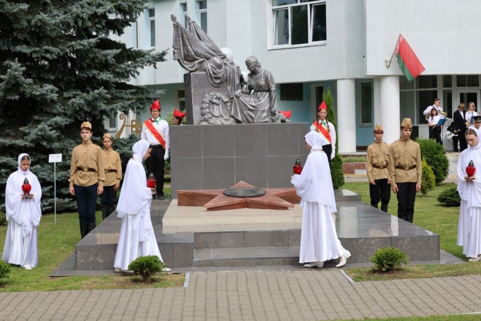 Митинг «Память в наших сердцах» прошел в Кировском районе