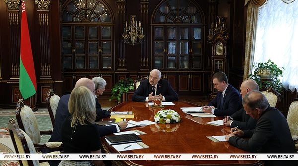Лукашенко: Беларусь открыта для обсуждения с США любых вопросов, но надо неукоснительно соблюдать договоренности 