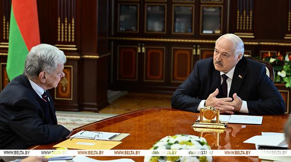 «Это абсолютная неправда». Лукашенко на встрече с Коулом развеял фейк, который разгоняют беглые на Западе